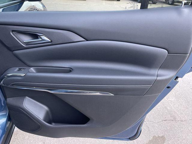 new 2026 Chevrolet Traverse car, priced at $45,520