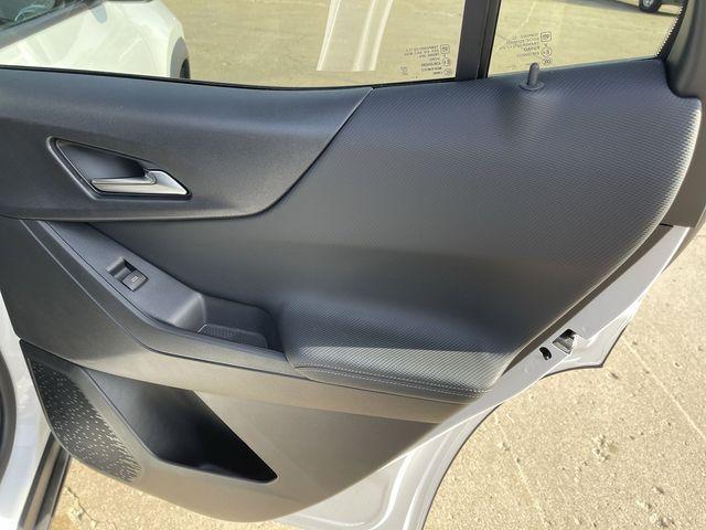 new 2026 Chevrolet Equinox car, priced at $31,990