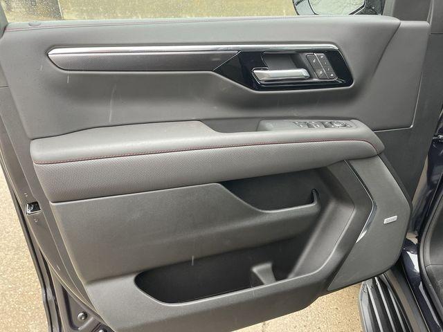 new 2026 Chevrolet Suburban car, priced at $77,125