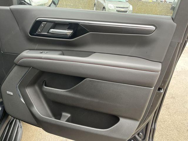 new 2026 Chevrolet Suburban car, priced at $77,125