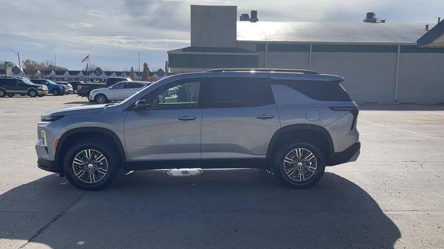 used 2025 Chevrolet Traverse car, priced at $34,195