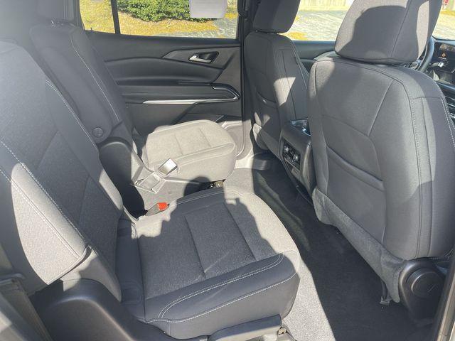 used 2025 Chevrolet Traverse car, priced at $34,195