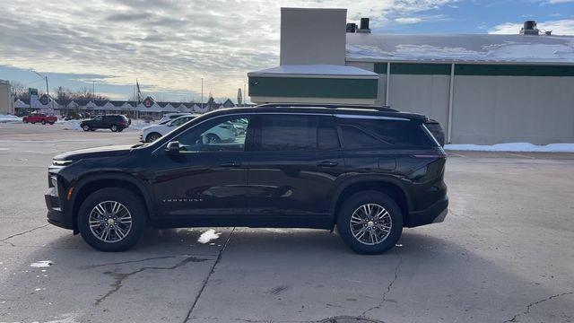 new 2025 Chevrolet Traverse car, priced at $40,990