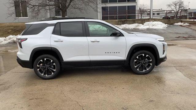 new 2026 Chevrolet Equinox car, priced at $33,990