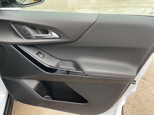 new 2026 Chevrolet Equinox car, priced at $33,990