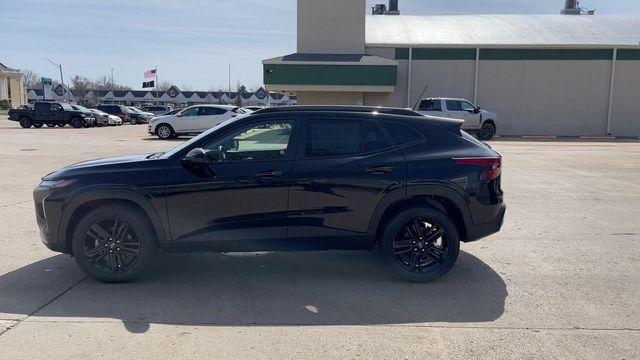 new 2026 Chevrolet Trax car, priced at $25,885