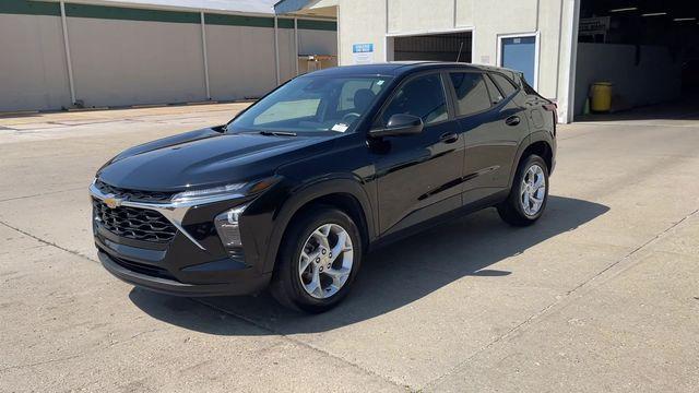 used 2024 Chevrolet Trax car, priced at $18,218