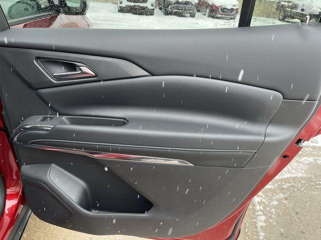 new 2025 Chevrolet Traverse car, priced at $39,990