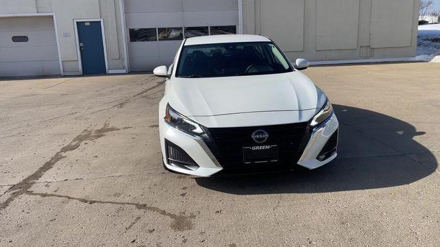 used 2023 Nissan Altima car, priced at $19,495