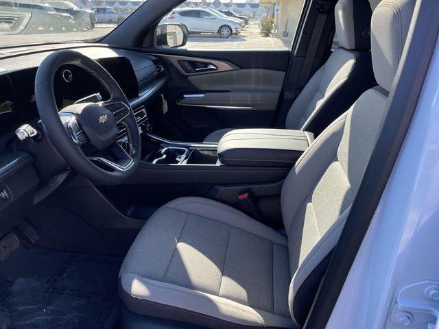 new 2026 Chevrolet Traverse car, priced at $43,210