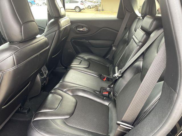 used 2019 Jeep Cherokee car, priced at $16,195