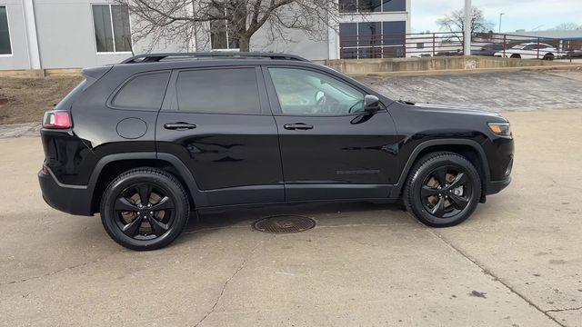 used 2019 Jeep Cherokee car, priced at $16,195