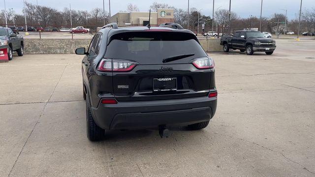 used 2019 Jeep Cherokee car, priced at $16,195