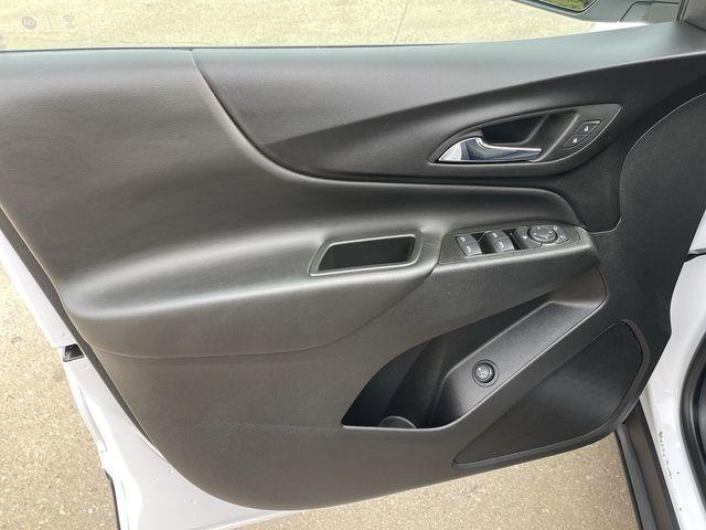 used 2022 Chevrolet Equinox car, priced at $19,394