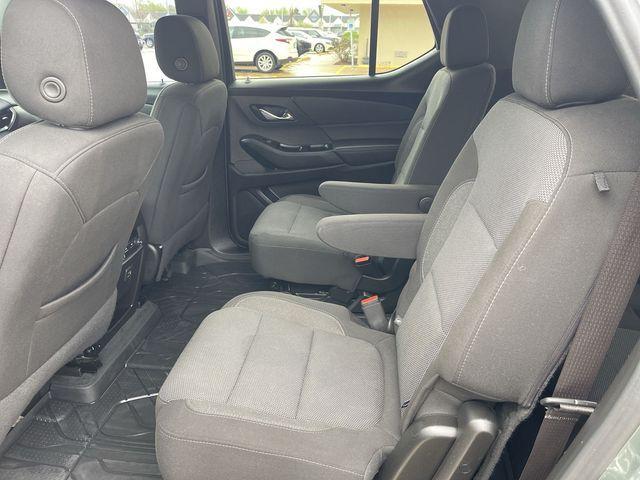 used 2023 Chevrolet Traverse car, priced at $28,188