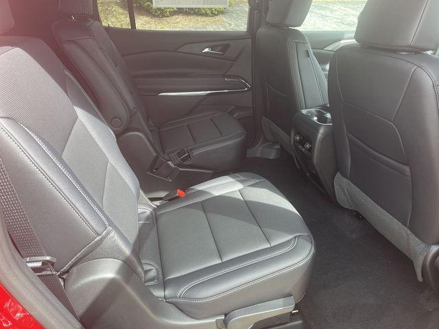 new 2026 Chevrolet Traverse car, priced at $43,915