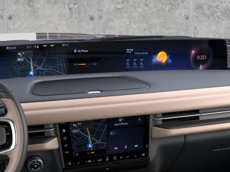 new 2025 Lincoln Navigator car, priced at $119,590