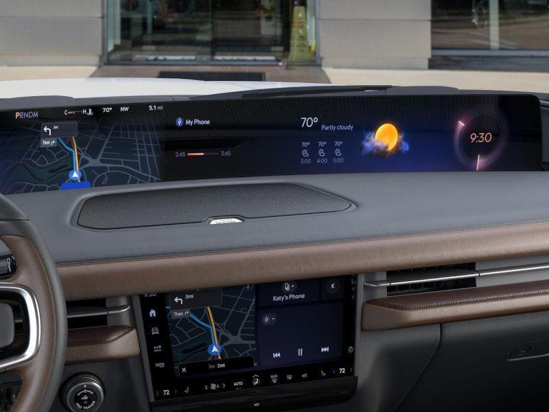 new 2025 Lincoln Navigator car