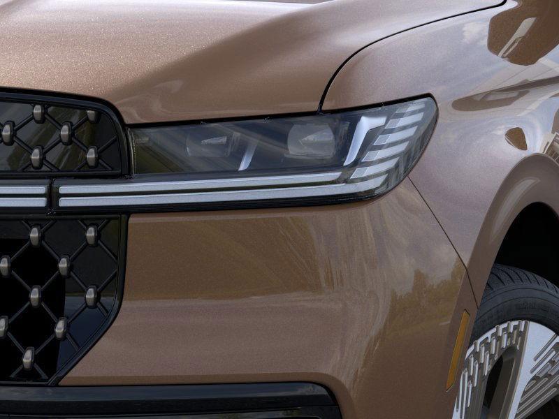 new 2025 Lincoln Navigator car, priced at $134,935