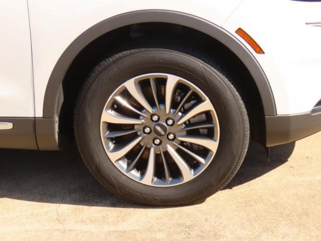 used 2022 Lincoln Nautilus car, priced at $21,711