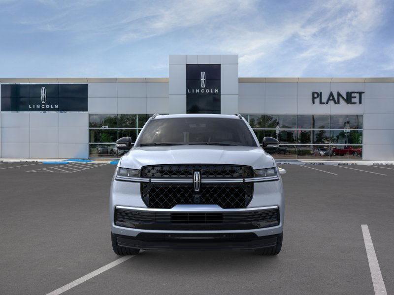 new 2025 Lincoln Navigator car, priced at $97,054