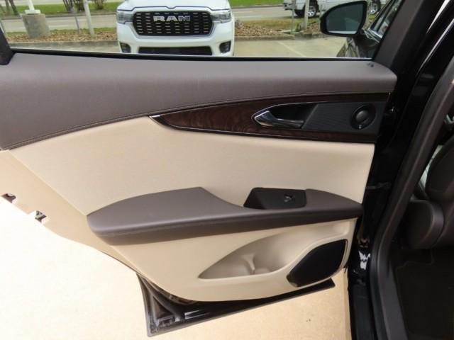 used 2020 Lincoln Nautilus car, priced at $23,911