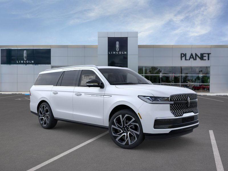 new 2026 Lincoln Navigator car, priced at $115,080