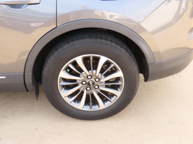 used 2022 Lincoln Nautilus car, priced at $27,511