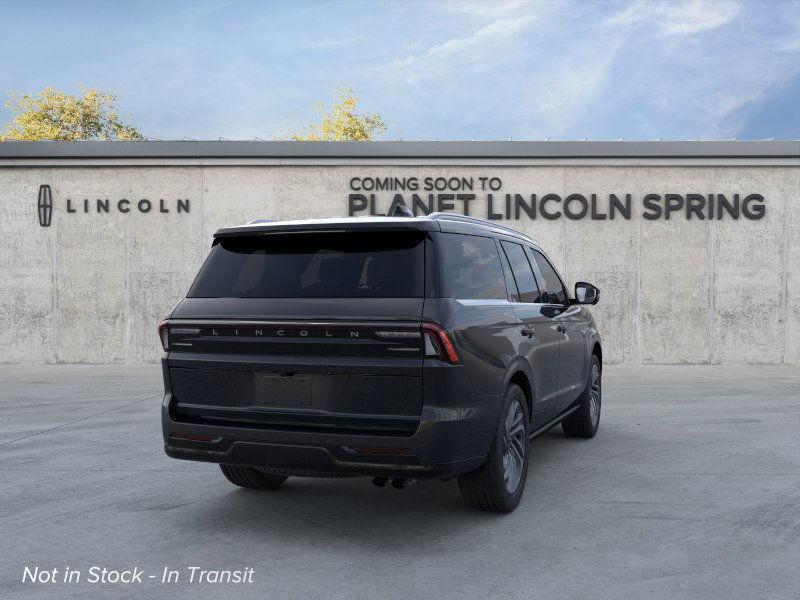 new 2025 Lincoln Navigator car, priced at $92,871