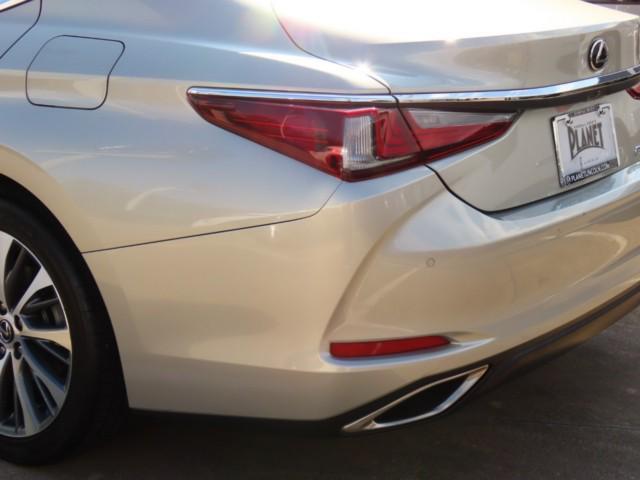 used 2019 Lexus ES 350 car, priced at $26,911