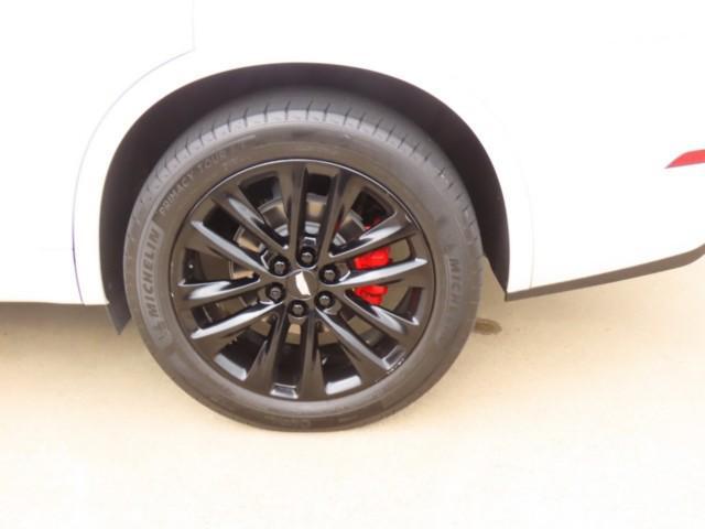 used 2023 Cadillac XT6 car, priced at $37,911