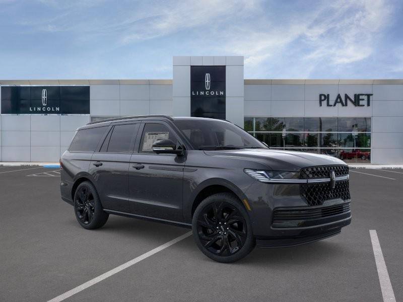 new 2026 Lincoln Navigator car, priced at $119,116