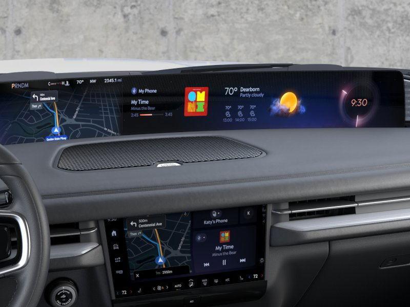 new 2025 Lincoln Navigator car, priced at $93,764