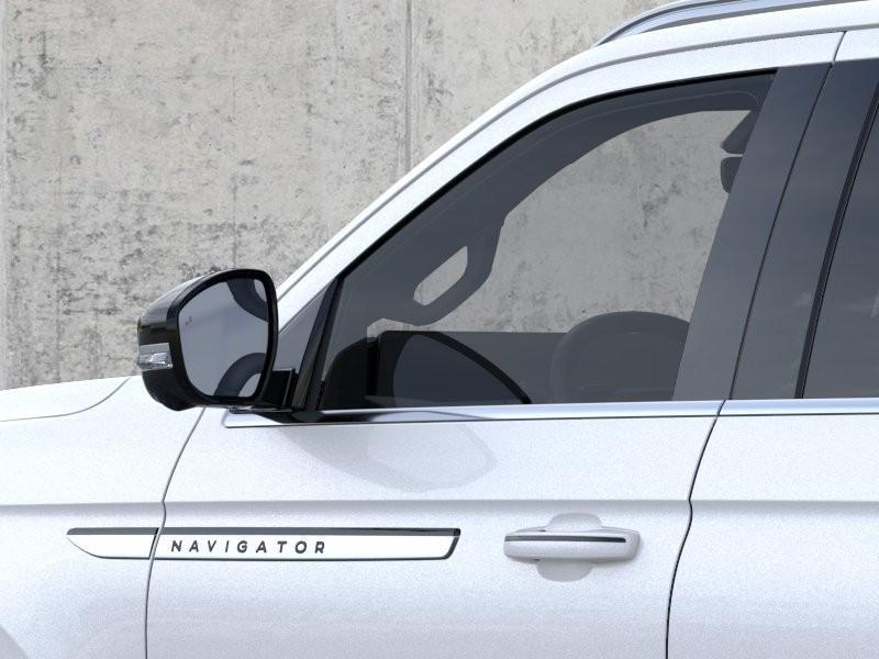 new 2026 Lincoln Navigator car, priced at $98,640