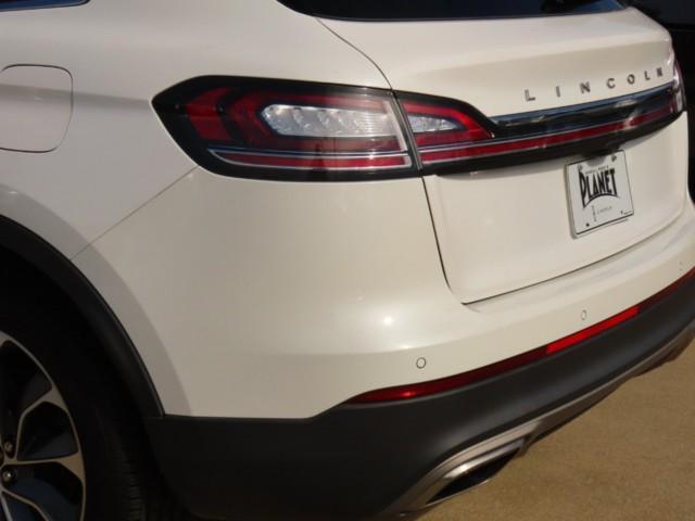 used 2021 Lincoln Nautilus car, priced at $27,511