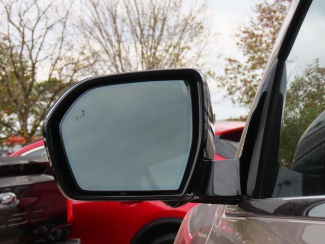 used 2020 Lincoln Navigator car, priced at $41,911