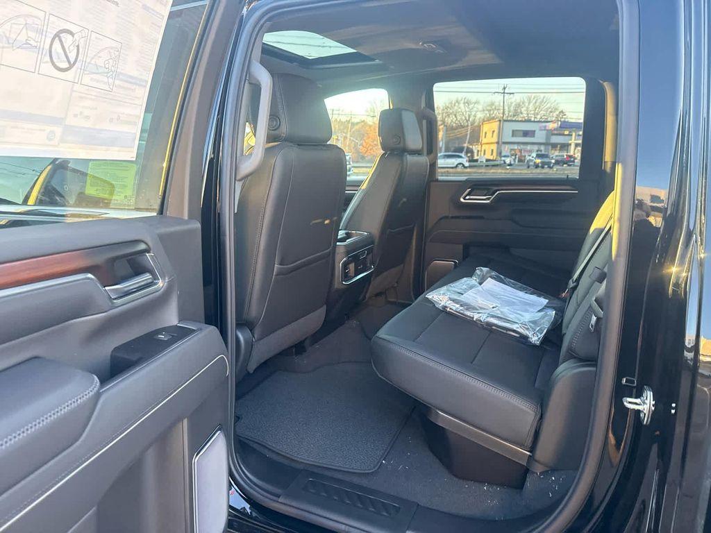 new 2026 GMC Sierra 2500 car, priced at $90,689