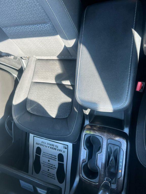 used 2022 GMC Canyon car, priced at $35,397