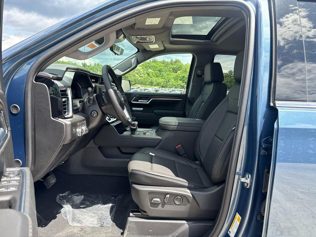 new 2026 GMC Sierra 1500 car, priced at $69,842