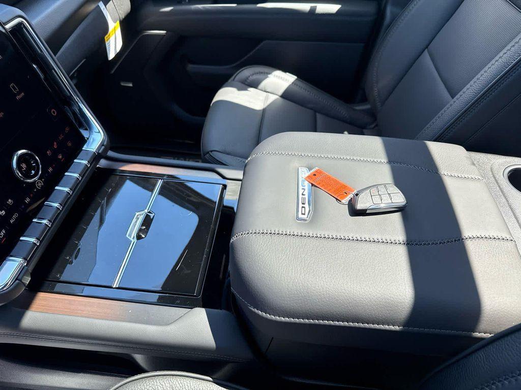 new 2026 GMC Yukon XL car, priced at $101,535