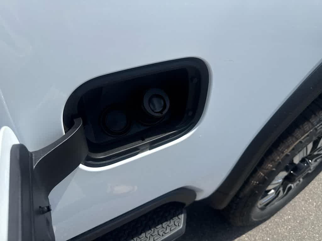 new 2026 GMC Sierra 2500 car, priced at $77,527