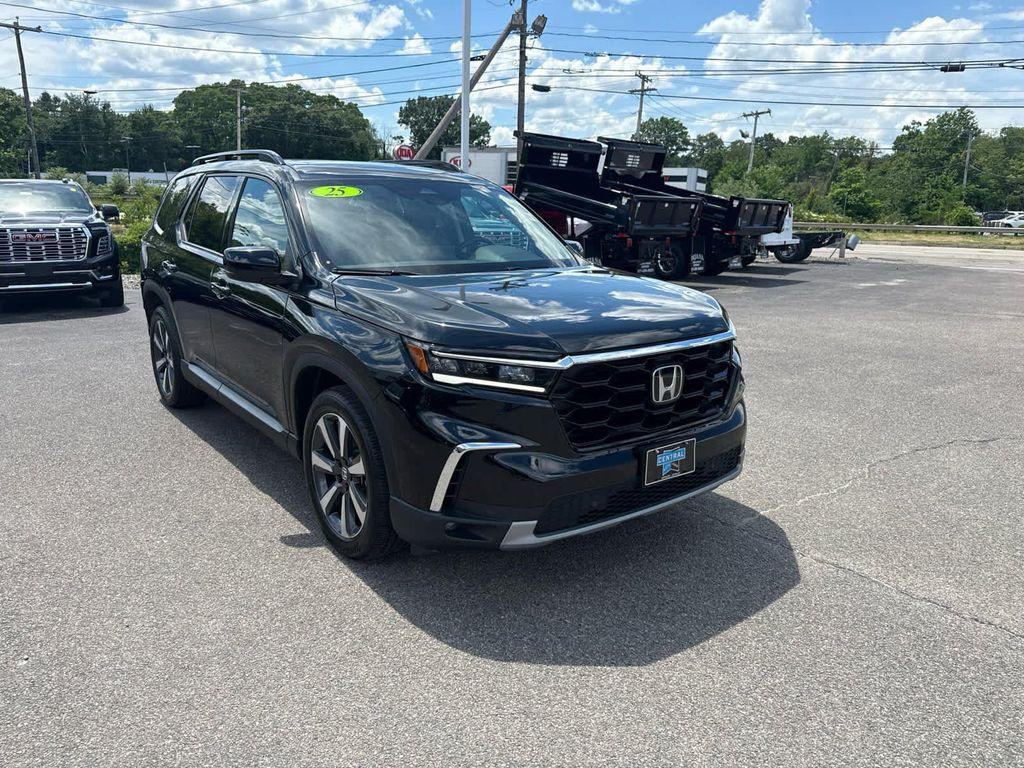 used 2025 Honda Pilot car, priced at $50,696