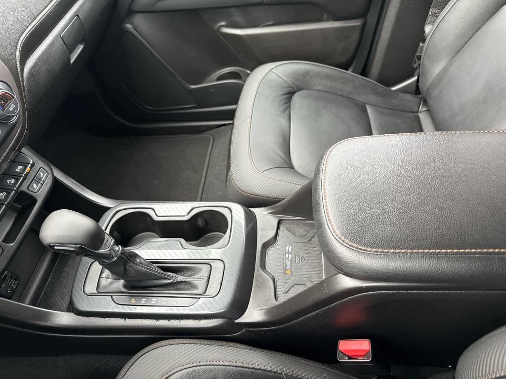 used 2022 GMC Canyon car, priced at $33,999