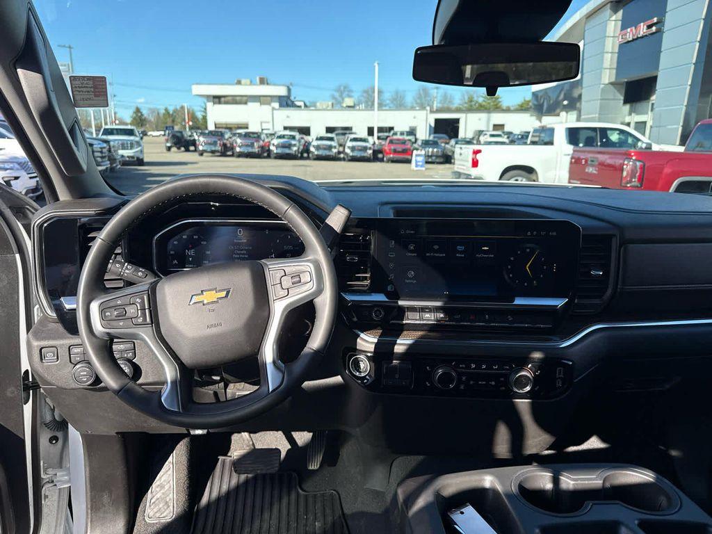 used 2024 Chevrolet Silverado 1500 car, priced at $46,696