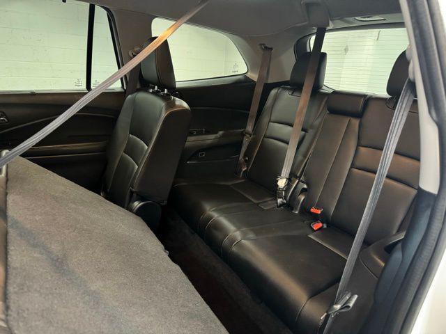 used 2022 Honda Pilot car, priced at $28,988