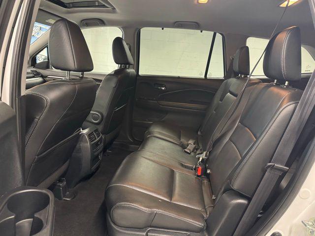 used 2022 Honda Pilot car, priced at $28,988