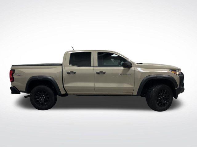 used 2024 Chevrolet Colorado car, priced at $32,999