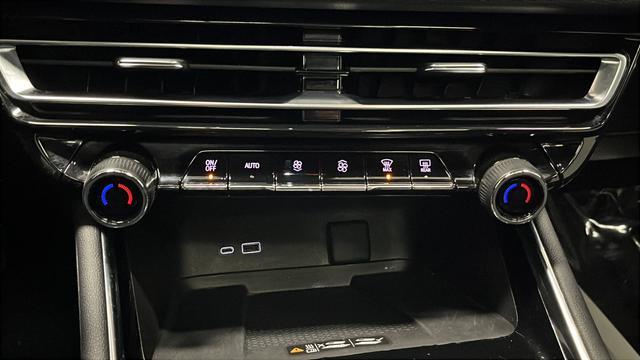 used 2024 Chevrolet Traverse car, priced at $47,862