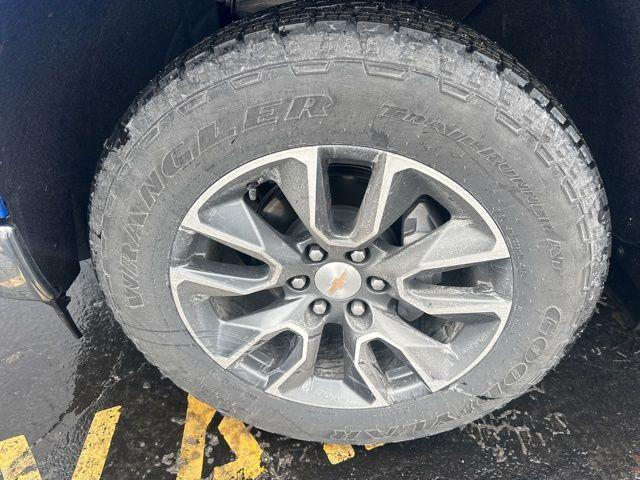 used 2025 Chevrolet Silverado 1500 car, priced at $42,999