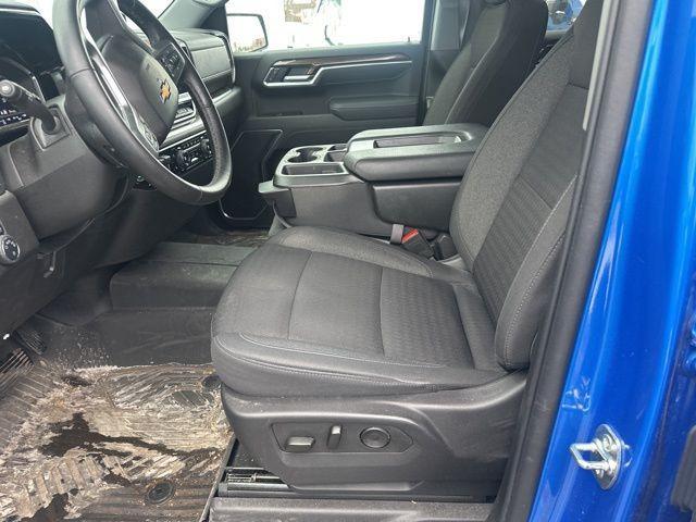 used 2025 Chevrolet Silverado 1500 car, priced at $42,999